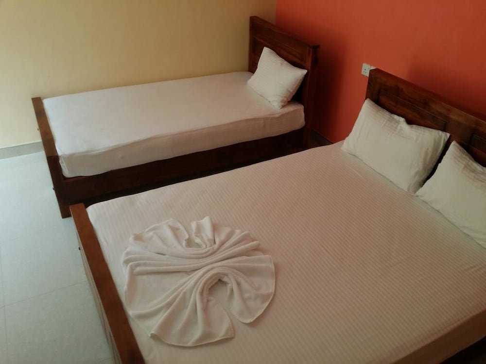 Deluxe Triple Room photo 2