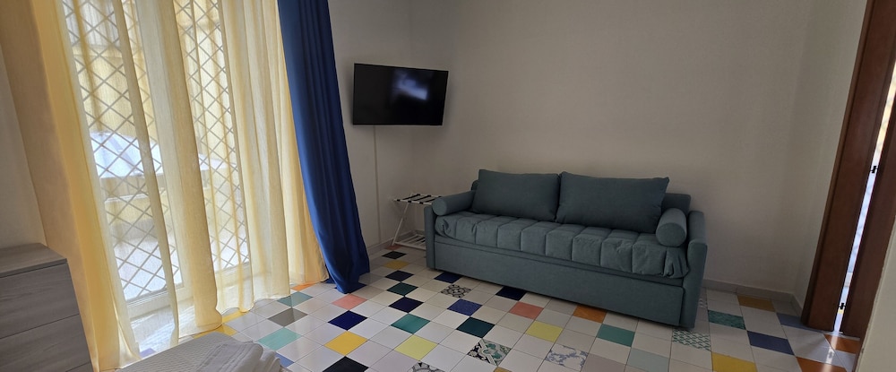 Superior Apartment, Multiple Beds, Non Smoking, Private Bathroom