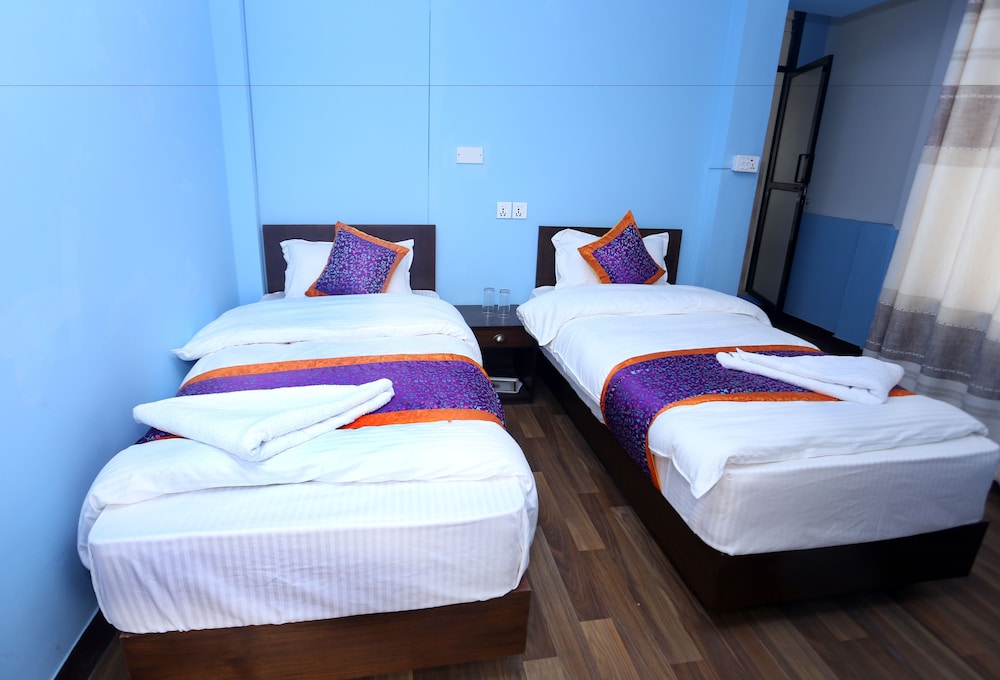 Budget Double Or Twin Room photo 3