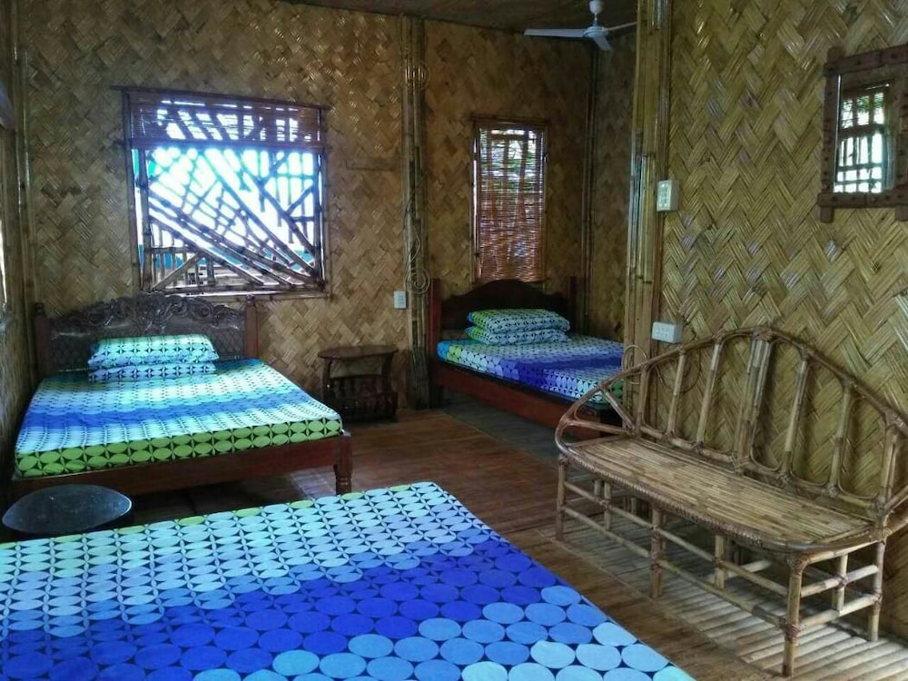 Eagle's House Family Room photo 1