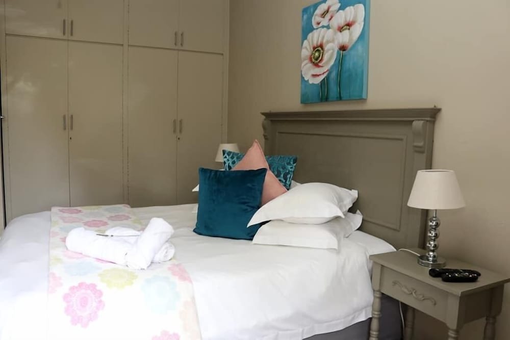 Family Room, Multiple Beds, Non Smoking, Garden View (Poppy) photo 3