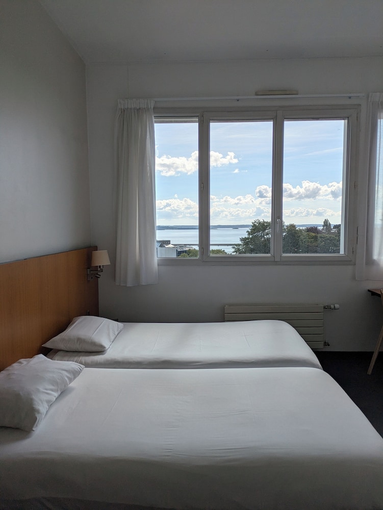 Panoramic Twin Room, Sea View - Photo 1