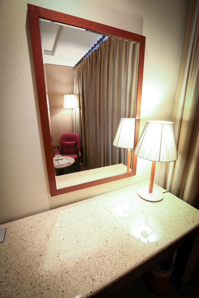 Standard Room, 1 Twin Bed, Non Smoking - Photo 9