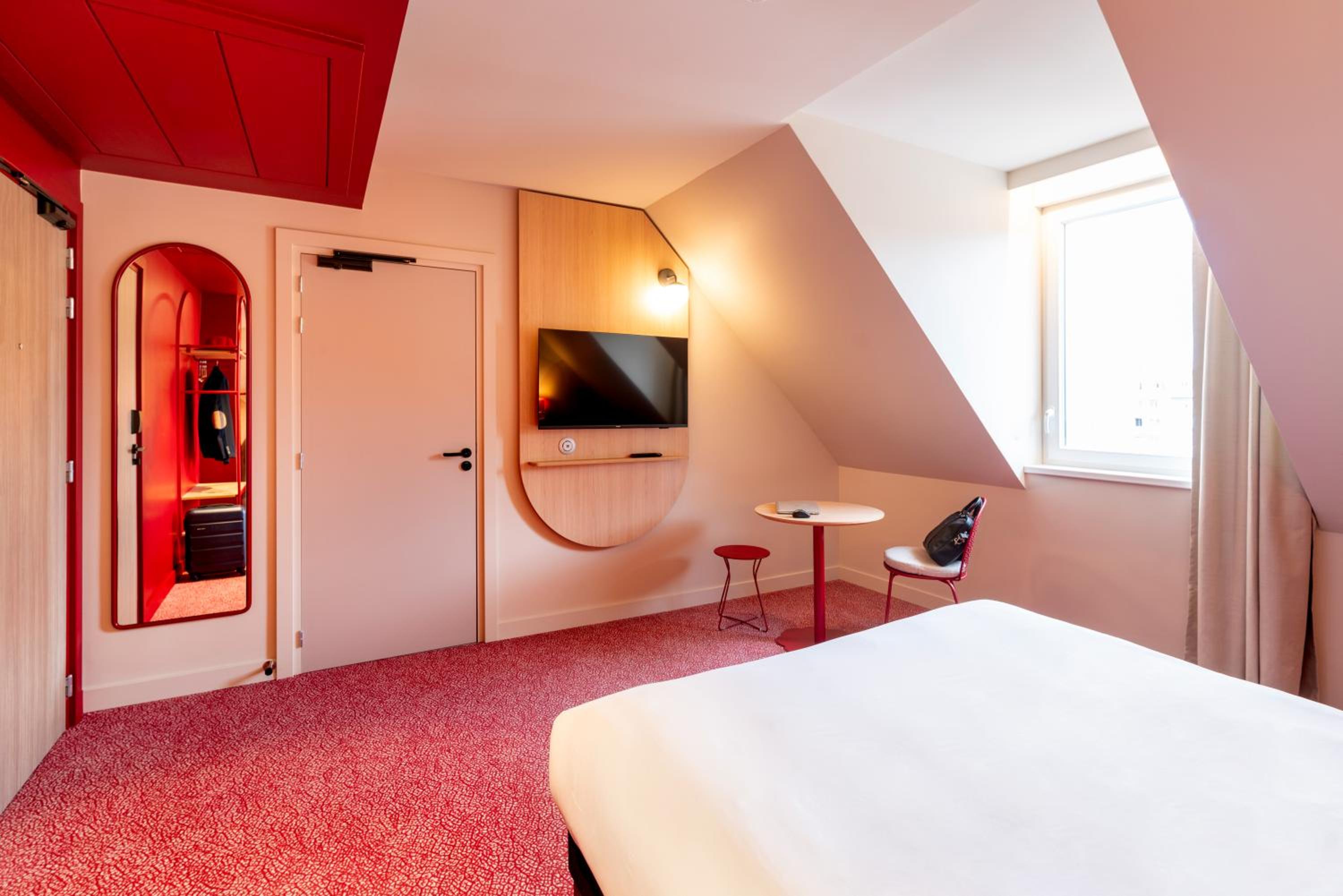 Double Room - Disability Access - Photo 7