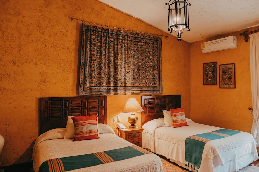 Family Room, 2 Double Beds photo 3
