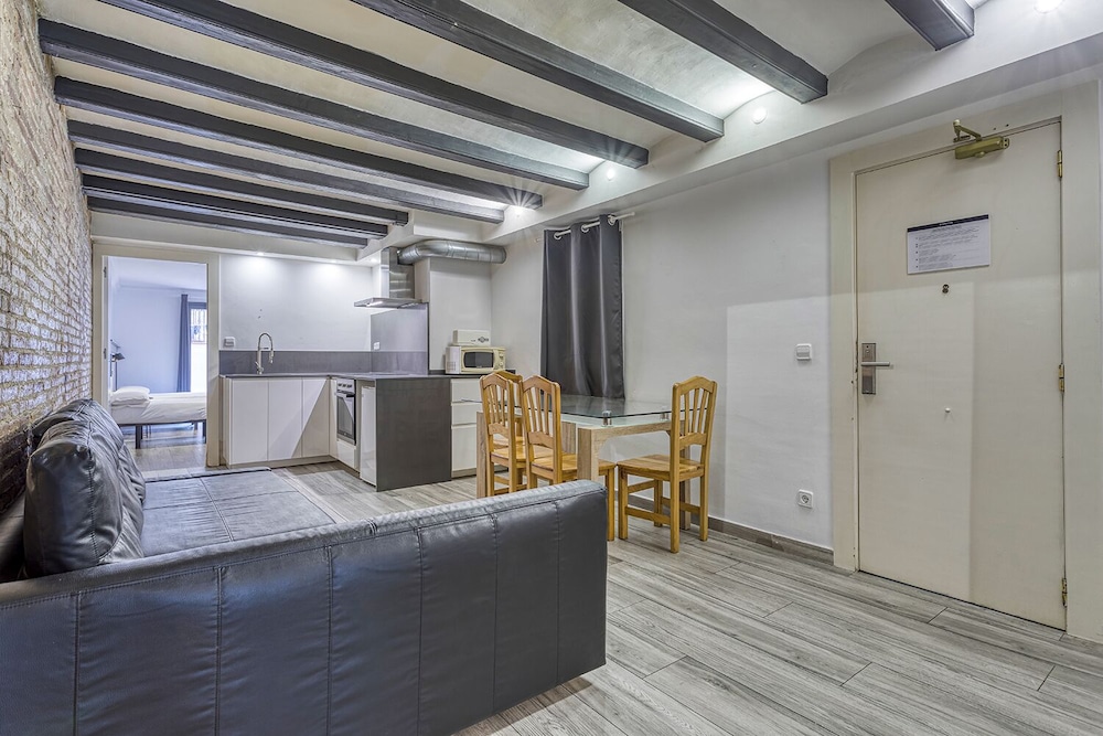 Apartamento Familiar, con Vista a la Ciudad