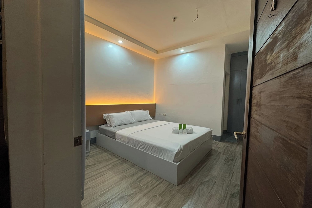 Honeymoon Room