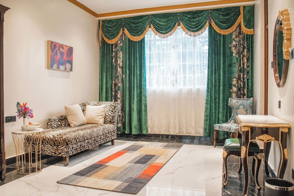 Executive Room - Photo 4