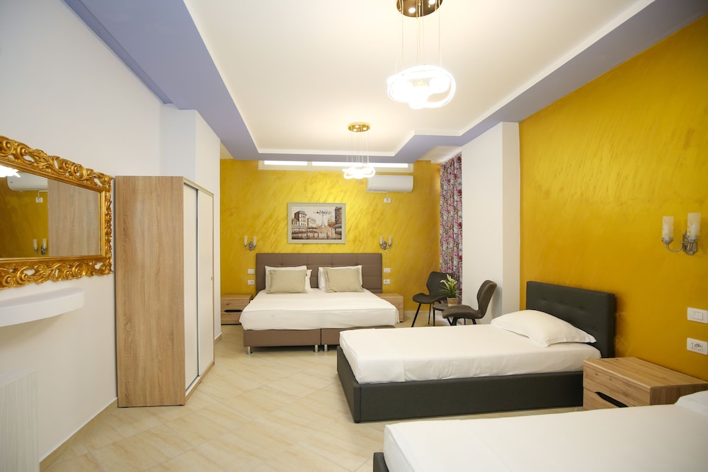 Classic Quadruple Room