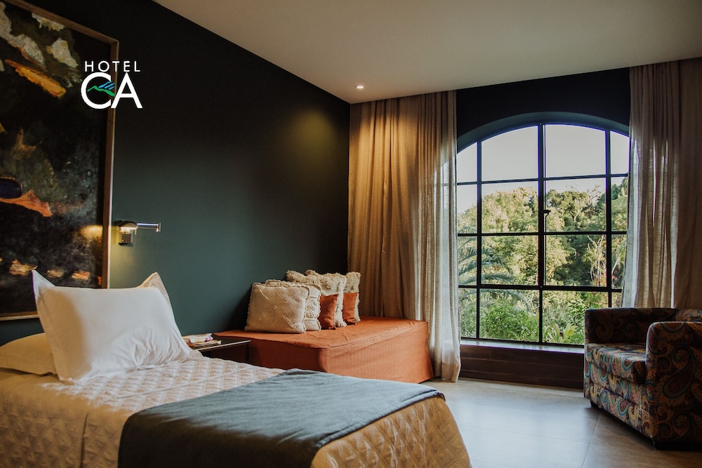 Deluxe Triple Room, Garden View (Canto do Rio) photo 2