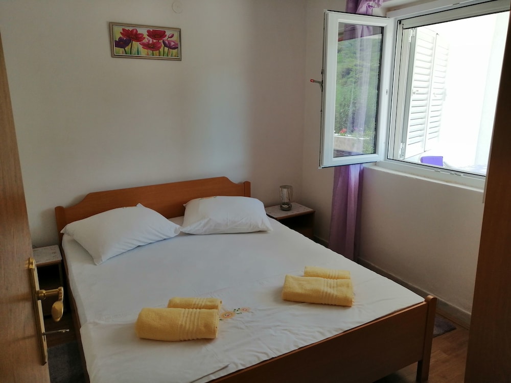 Apartment (A1)