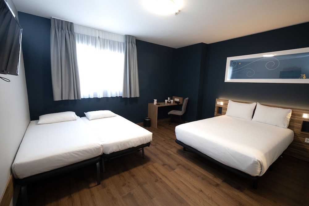 Triple Room (single use )