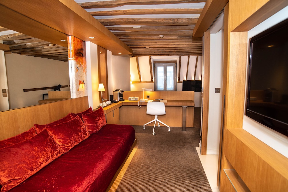 Junior Suite, 1 Bedroom, City View photo 3