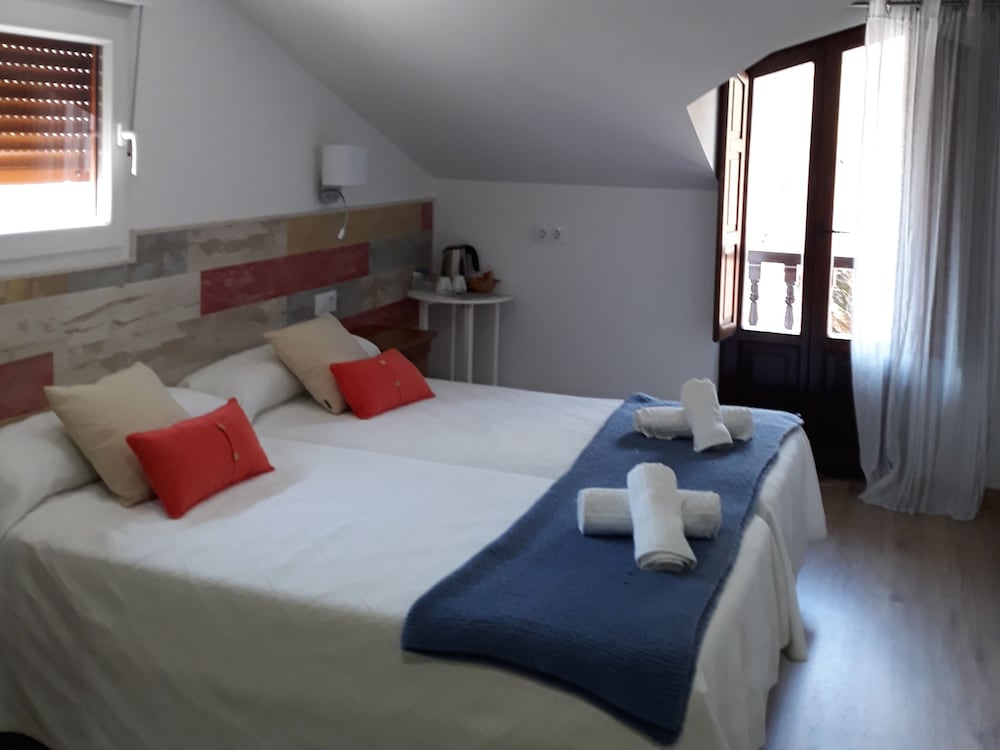 Twin Room, Ensuite (Sofá) photo 2