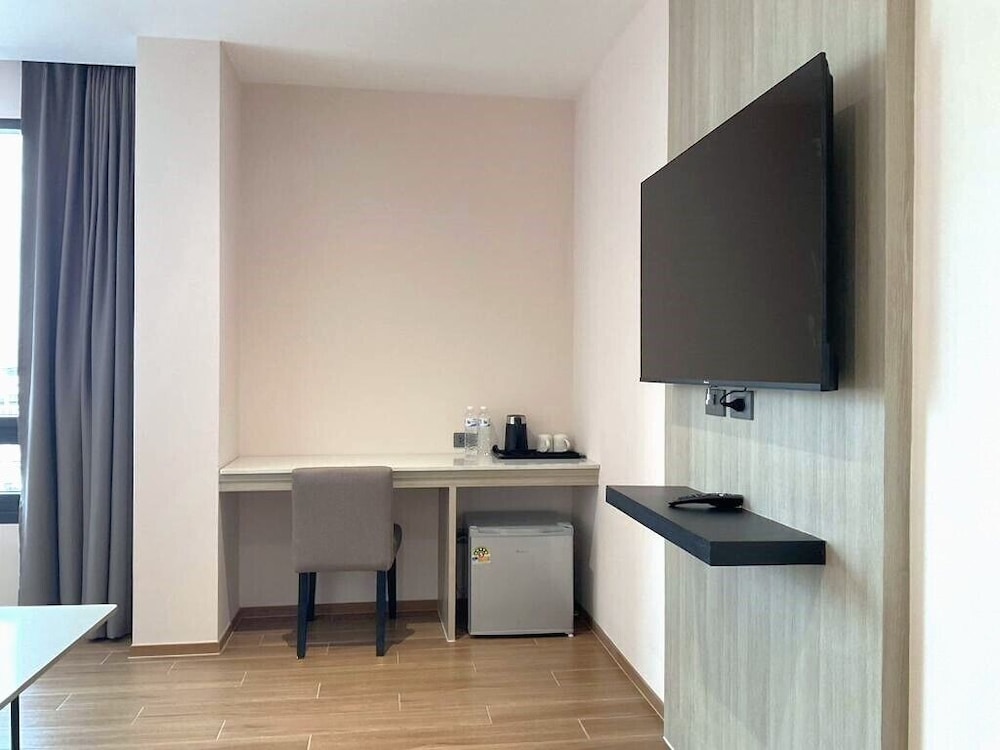 Deluxe Double or Twin Room photo 2