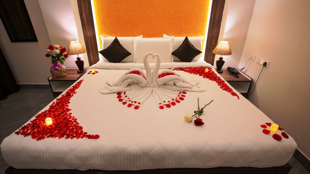 Standard Double Room - Photo 9