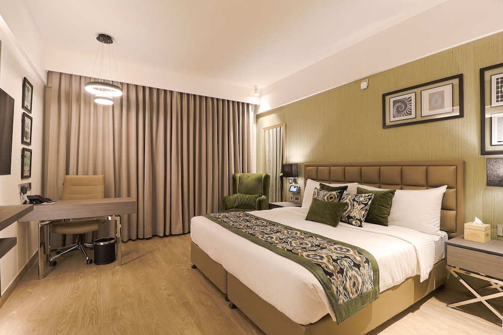 Premium Room - Photo 12
