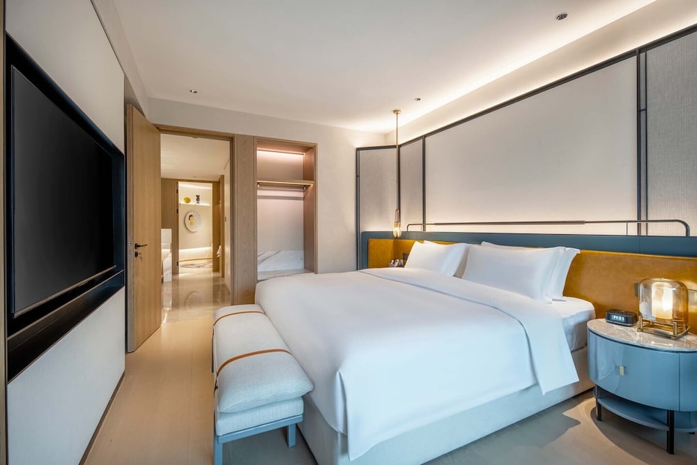 Luxury Suite photo 2