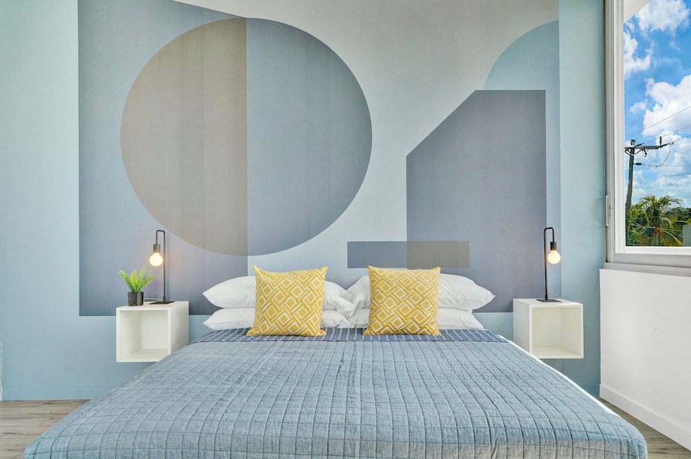 Design Suite, 1 Bedroom (200)