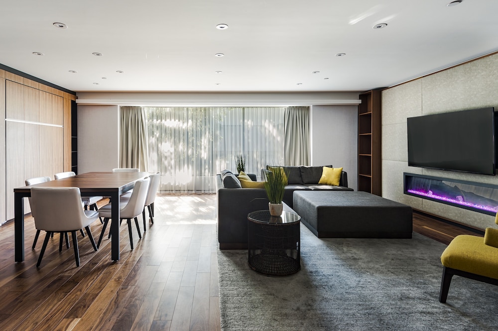 Presidential Suite