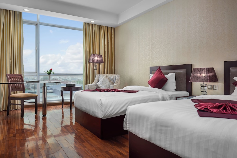 Deluxe Twin Room - Free Two Ways Airport Transfer photo 3
