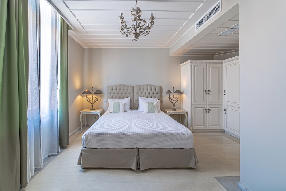 Deluxe Sea View Room photo 2