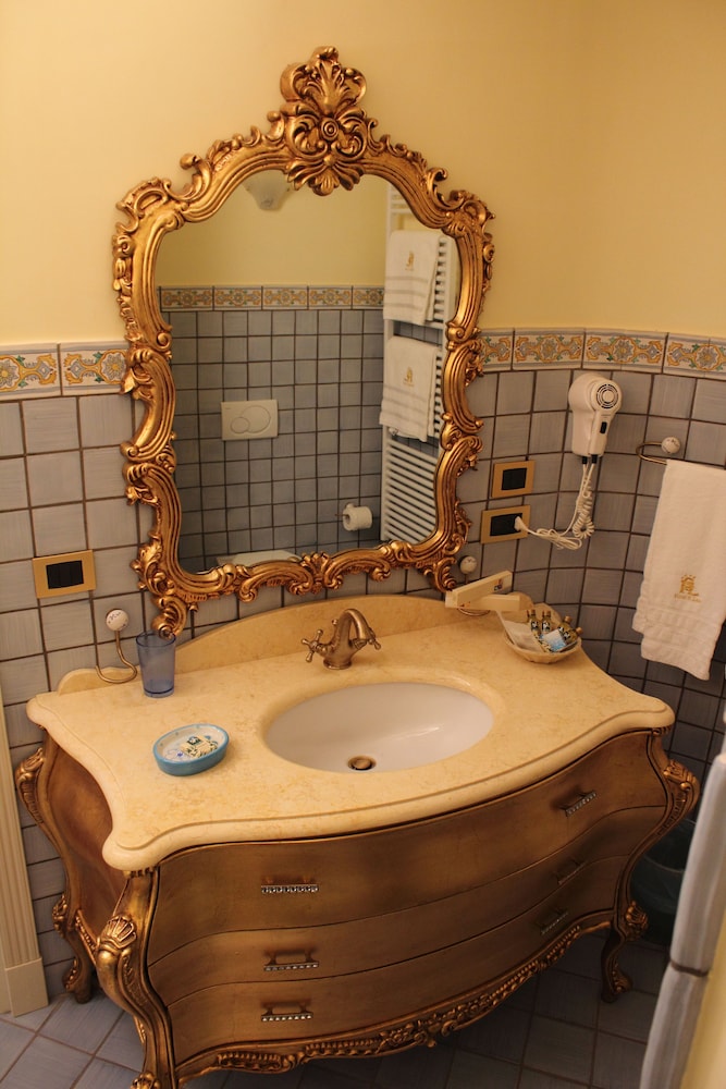 Suite photo 2