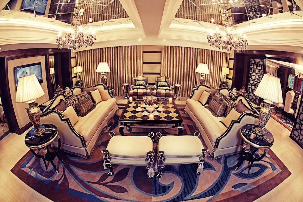 Presidential Suite photo 2