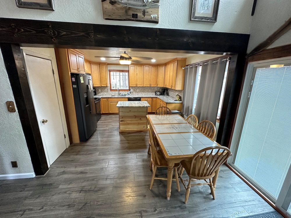 Standard Cabin photo 2