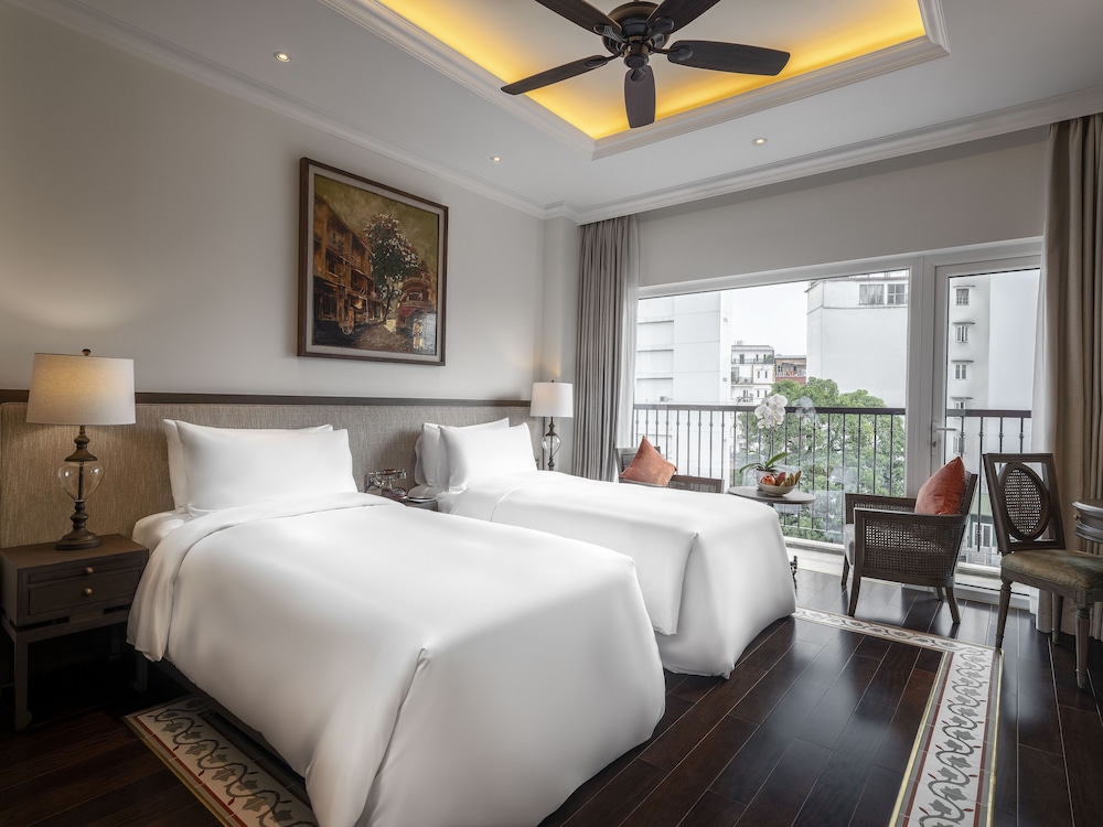 Deluxe Balcony Room