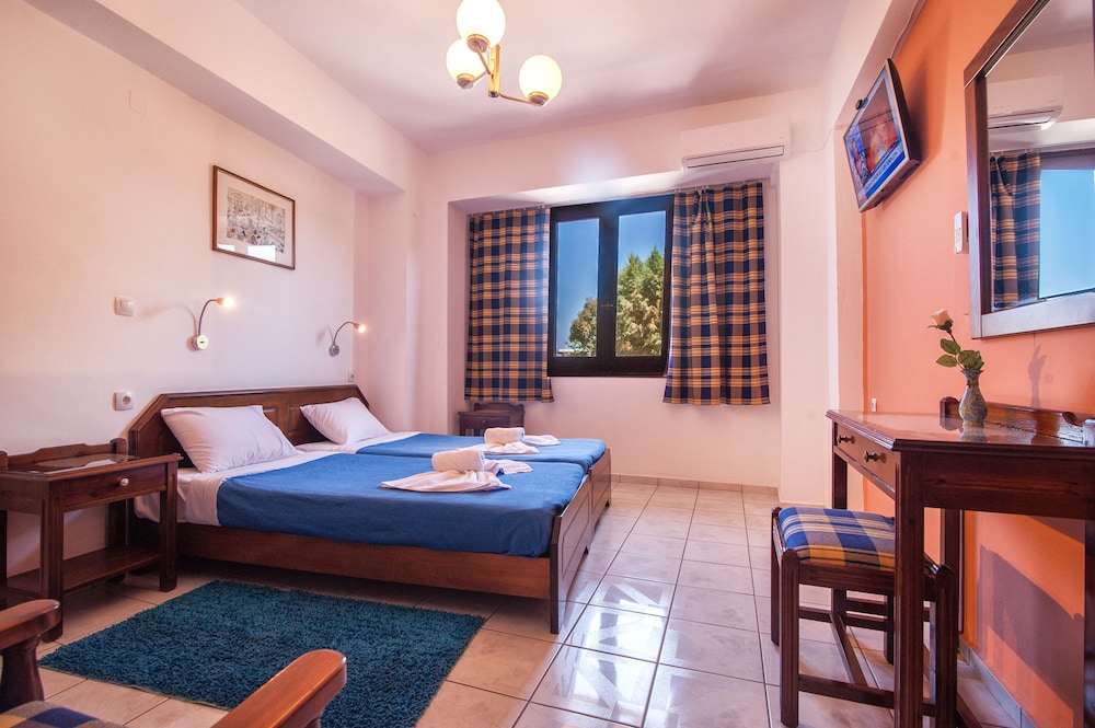 Triple Room, City View