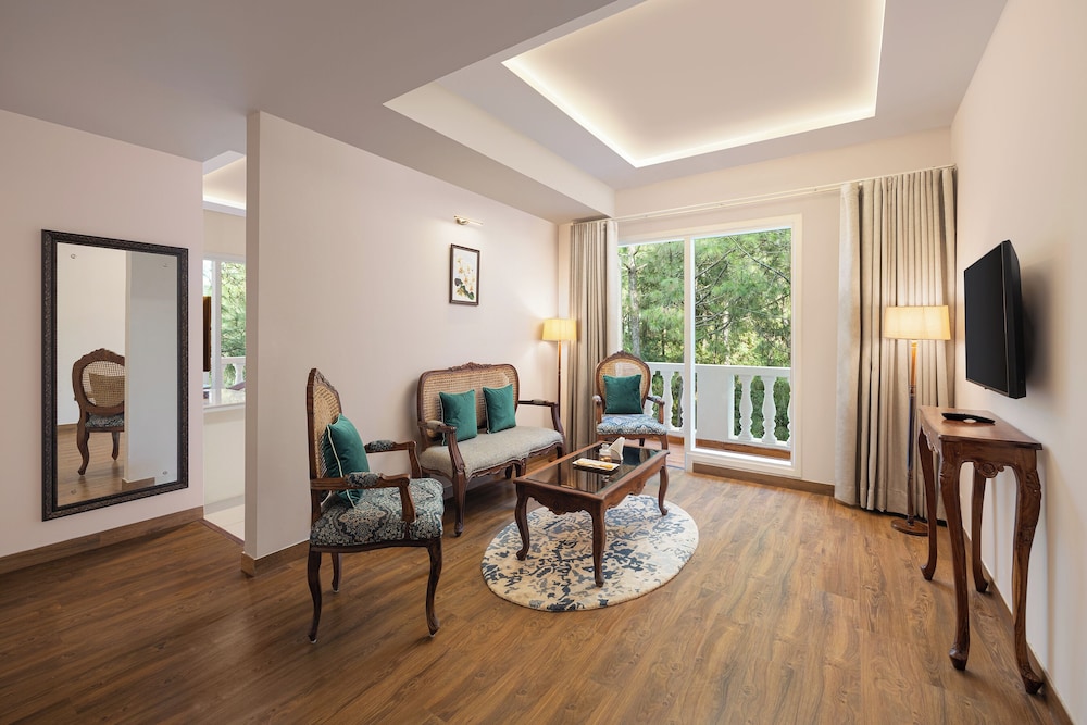 Suite - Photo 4