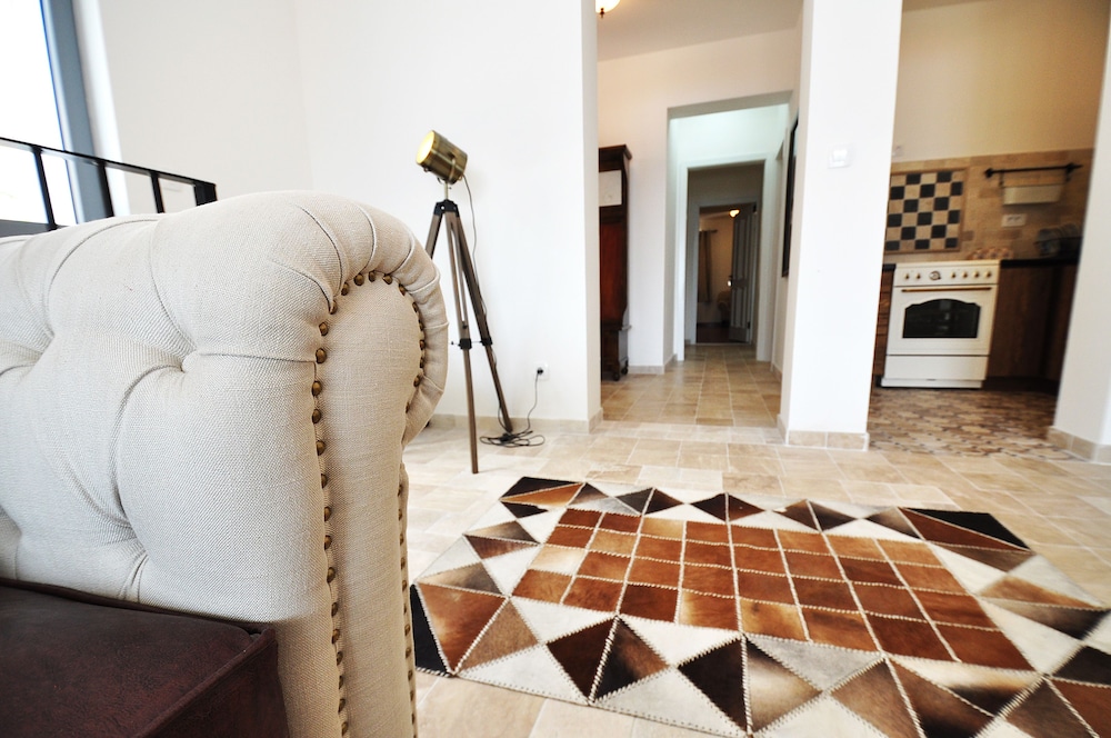 Deluxe Duplex, 3 Bedrooms, Sea View (Minta) photo 3