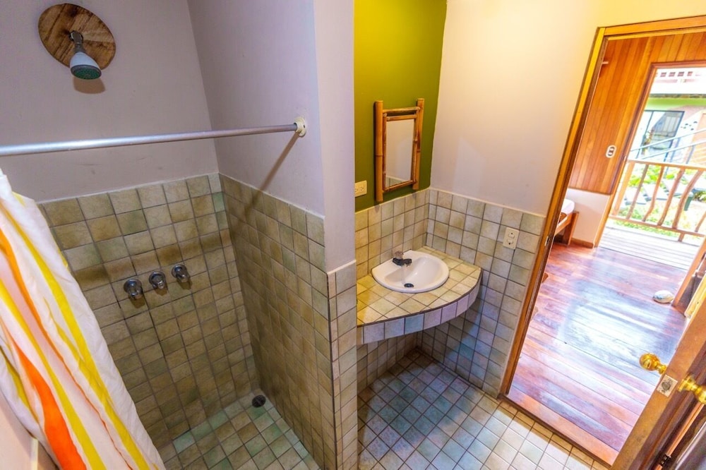 Grand Cabin photo 3