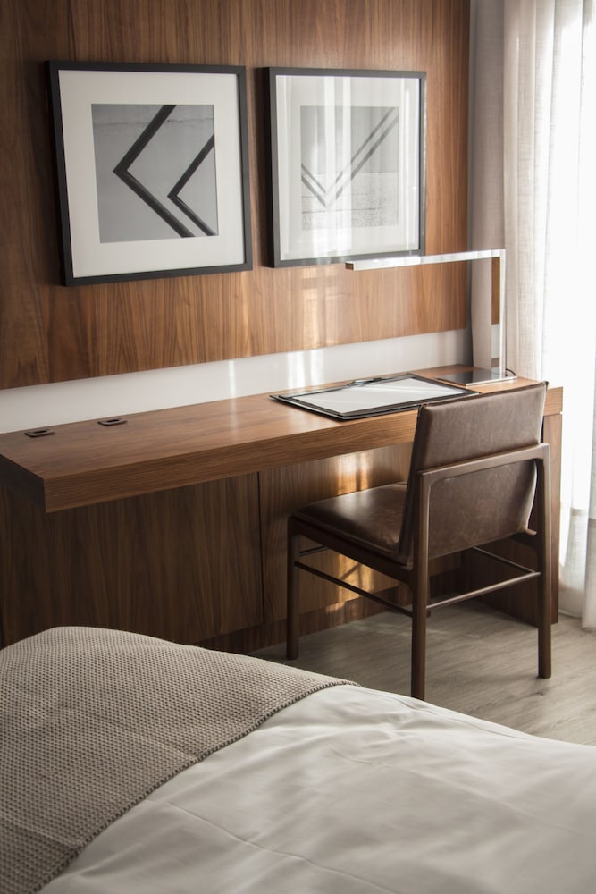 Available room