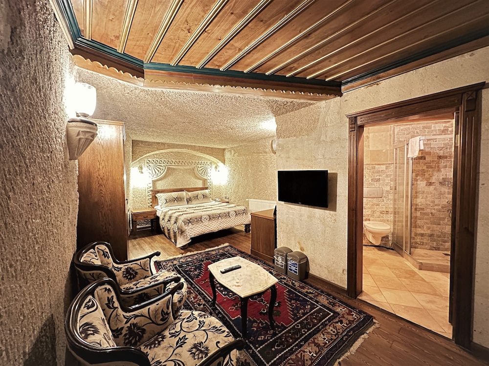 Budget Cave Room - Photo 1