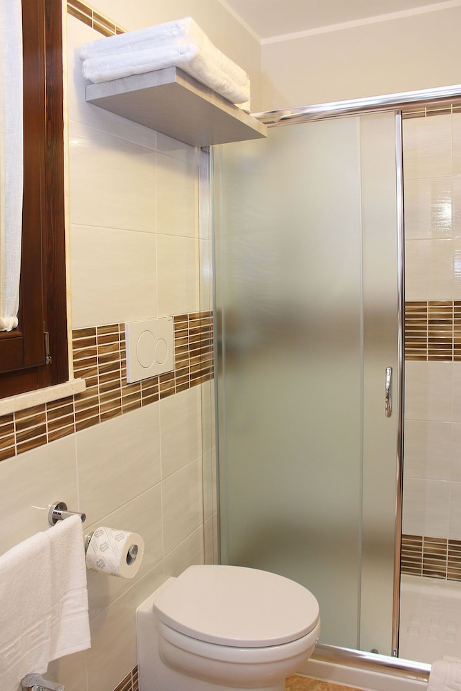 Studio, 1 Bedroom, Kitchenette (Mar Bello) photo 2