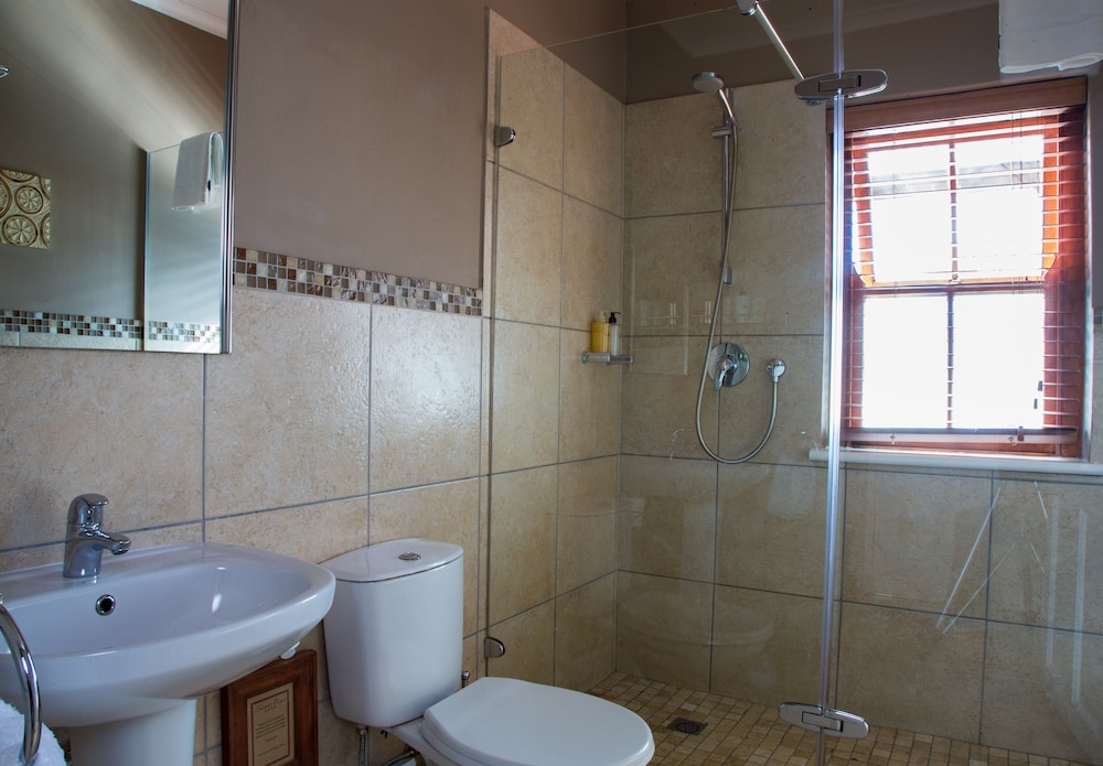 Double Room, Poolside - Photo 5