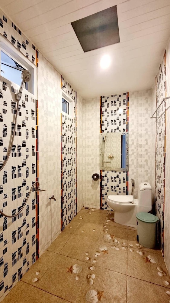 Family House photo 2