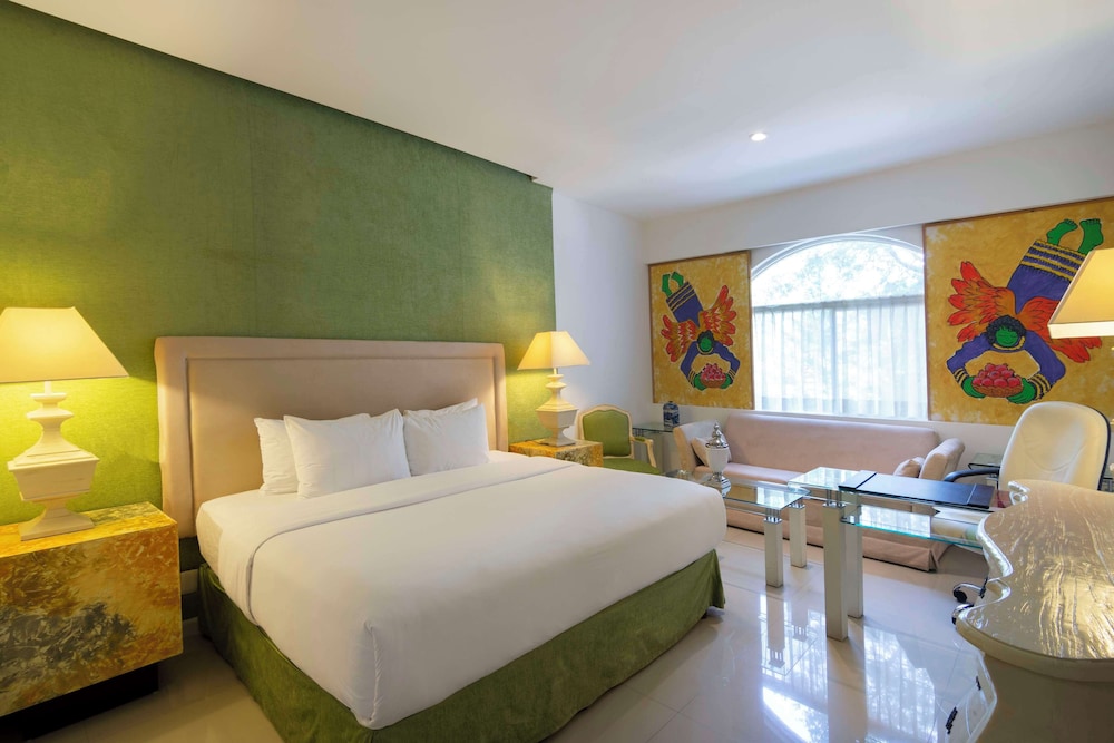 Deluxe Room, 1 King Bed