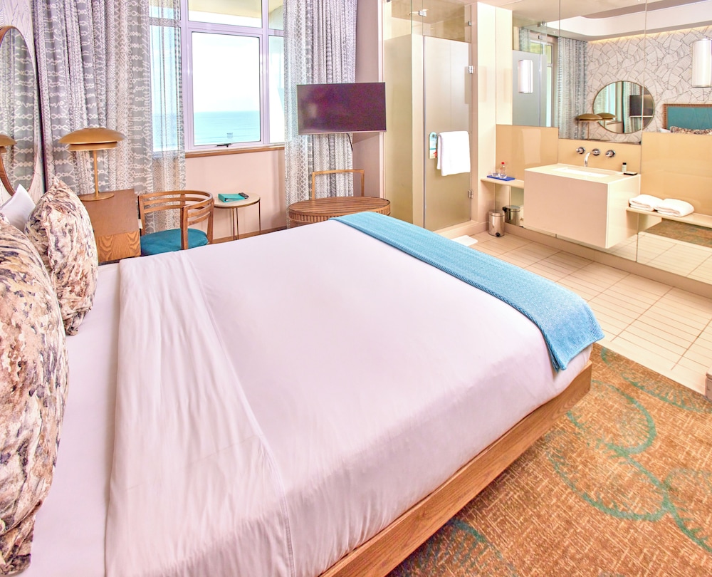 Standard Premium Room