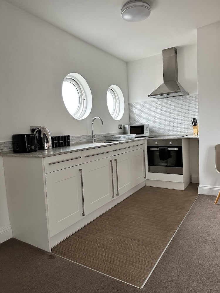 Luxury Apartment, Ensuite, Garden View (Apartment 5) photo 3