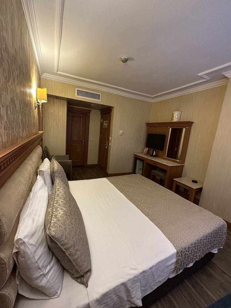 Economy Room photo 3