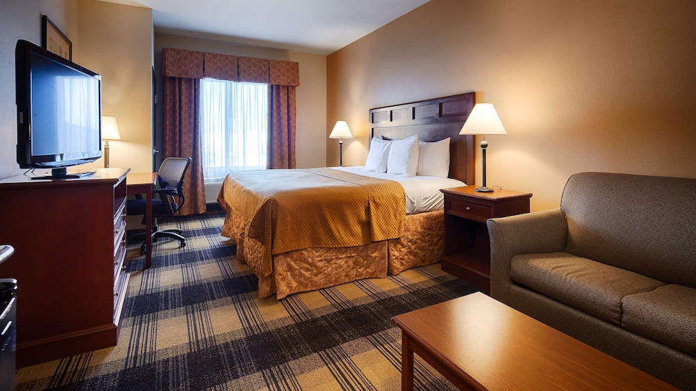 Standard Room, 1 King Bed, Accessible, Non Smoking