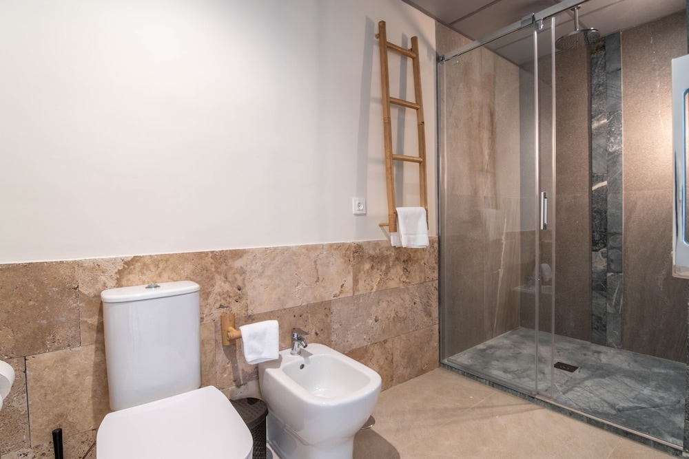 JUNIOR SUITE - Photo 11