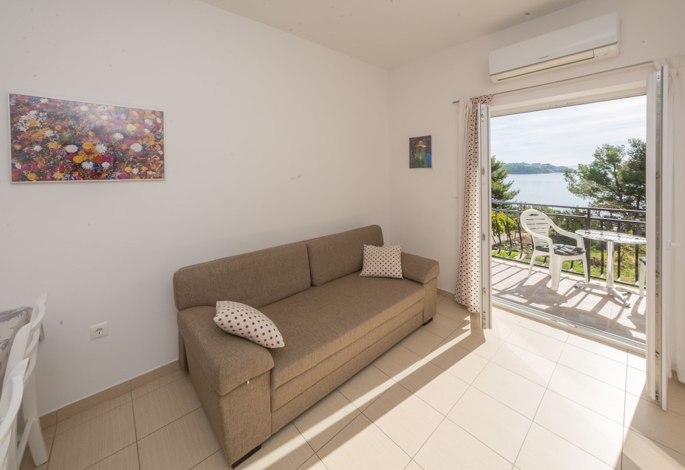 Apartment, Sea View photo 2