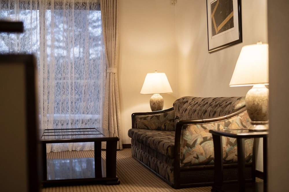 Royal Suite - Photo 9
