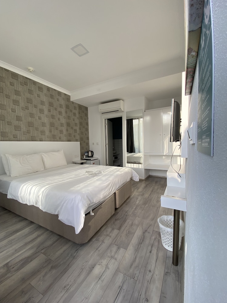 Double Room, Garden Area photo 1