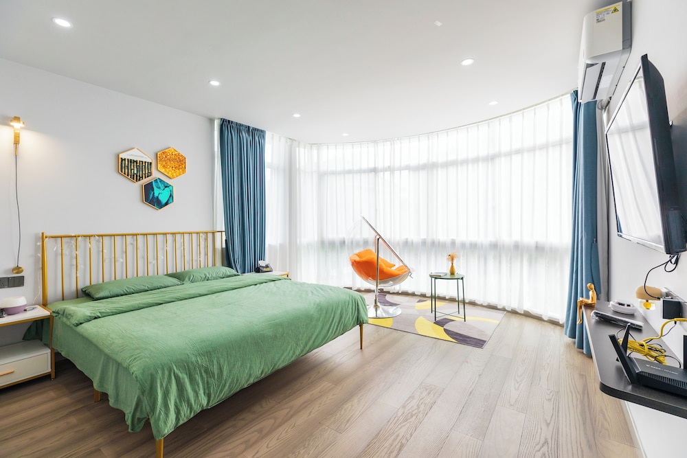 Superior Room, Balcony, Courtyard View
