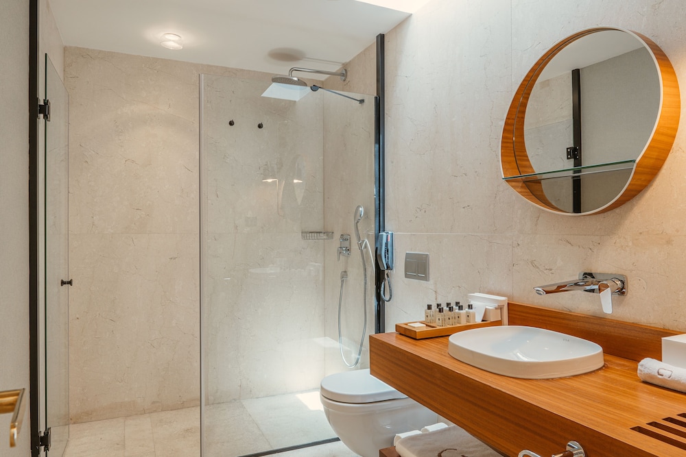 4+1 Villa Residence with Private Pool - Photo 3